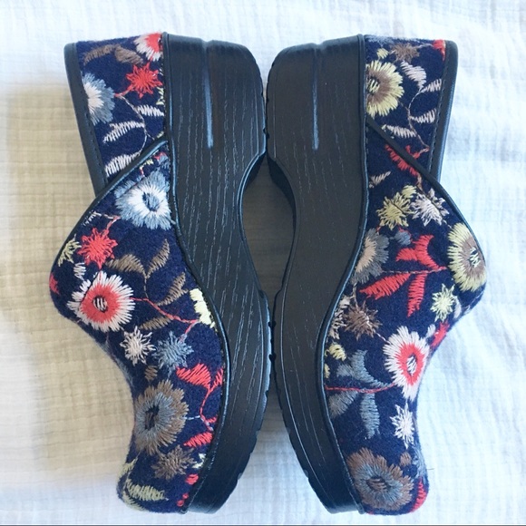 dansko floral felt clogs